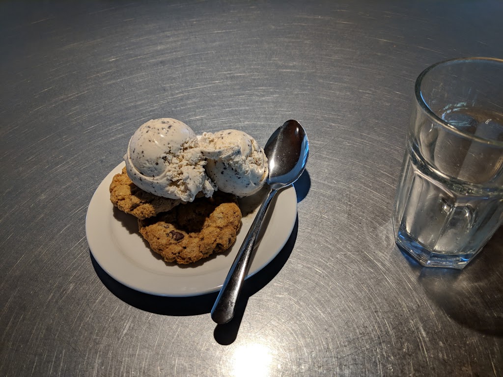 De La Guerra Dining Commons | restaurant | De La Guerra Dining Commons, Channel Islands Rd, Santa Barbara, CA 93117, USA | 8058932812 OR +1 805-893-2812