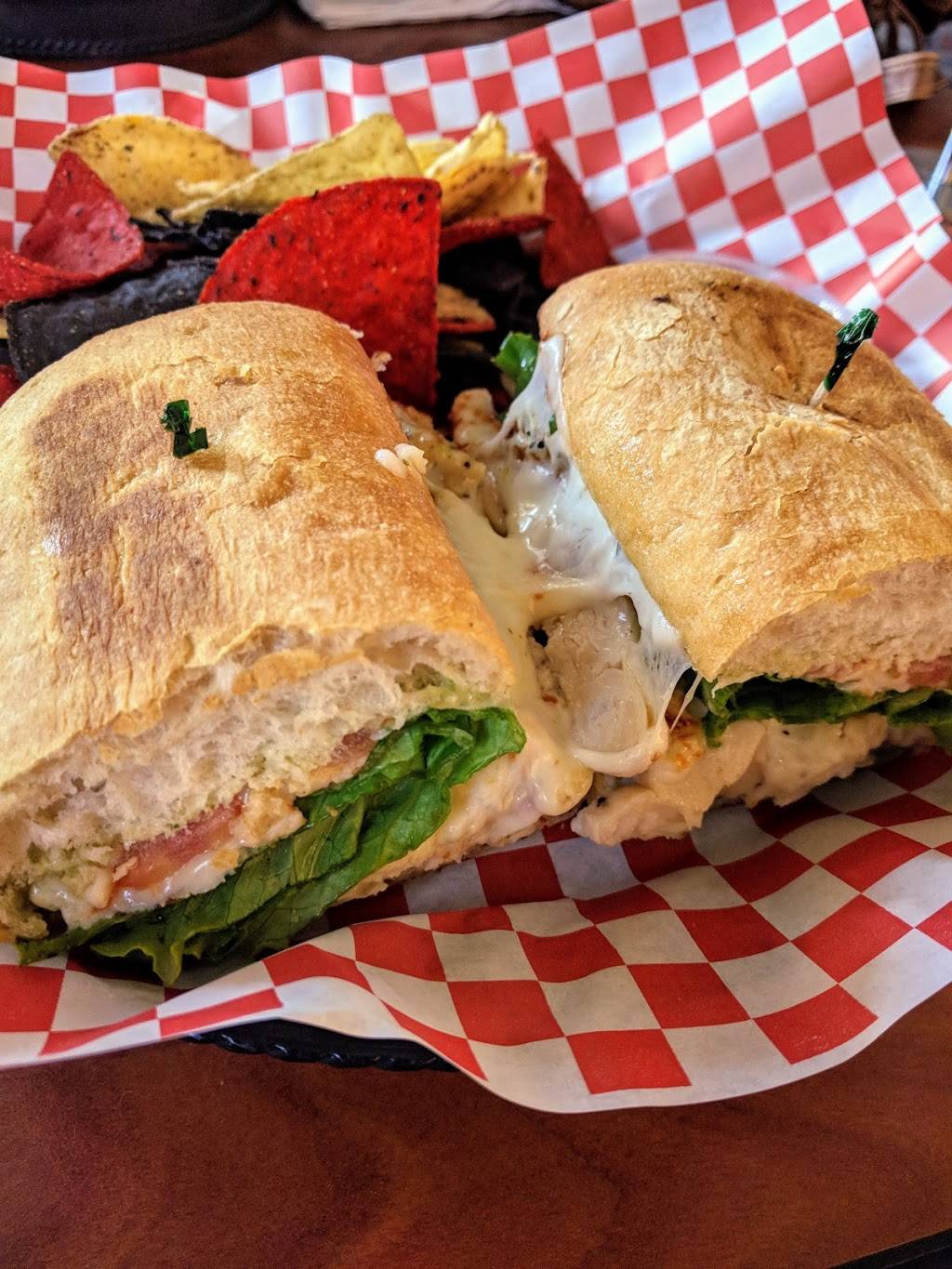 CJs Urban Cafe | cafe | 766 New Los Angeles Ave #D1, Moorpark, CA 93021, USA | 8055295987 OR +1 805-529-5987