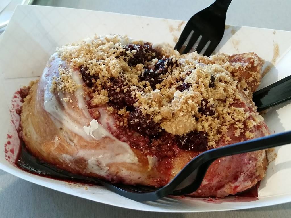 The Devine Cinnamon Roll Deli | restaurant | 2617 Devine St, Columbia, SC 29223, USA | 8034654947 OR +1 803-465-4947