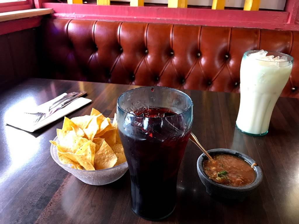 Los Portales | restaurant | 430 Moffett Blvd, Mountain View, CA 94043, USA | 6509680453 OR +1 650-968-0453