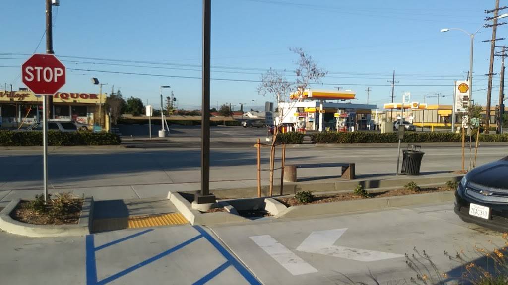 Starbucks | cafe | 1832 E Carson St, Carson, CA 90745, USA | 5627433165 OR +1 562-743-3165