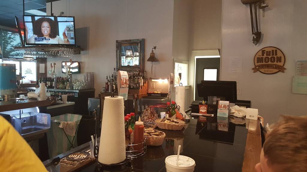 The Full Moon Oyster Bar-Morrisville | restaurant | 1600 Village Market Place, Morrisville, NC 27560, USA | 9193789524 OR +1 919-378-9524