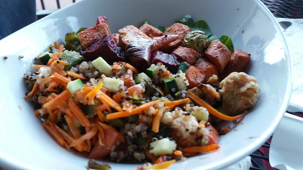 Sharky’s | restaurant | 111 S Westlake Blvd #102, Westlake Village, CA 91362, USA | 8053703701 OR +1 805-370-3701