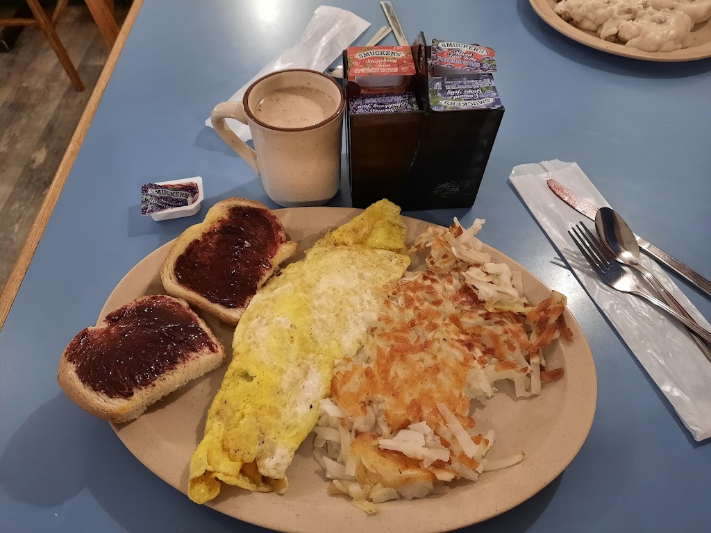 Outpost Café | restaurant | 1011 S Main, Lusk, WY 82225, USA | 3073343085 OR +1 307-334-3085