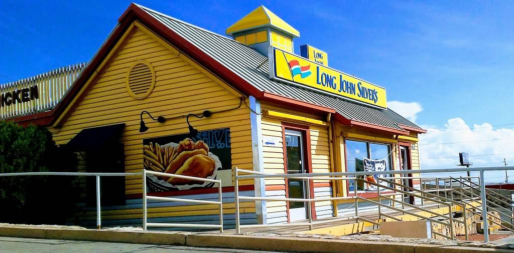 Long John Silvers | restaurant | 1104 N Yarbrough Dr, El Paso, TX 79925, USA | 9155931327 OR +1 915-593-1327