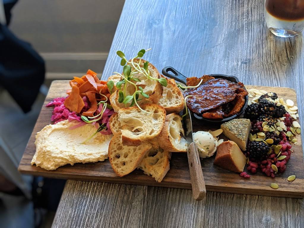 Fox and Fig Cafe | cafe | 321 Habersham St, Savannah, GA 31401, USA | 9122976759 OR +1 912-297-6759