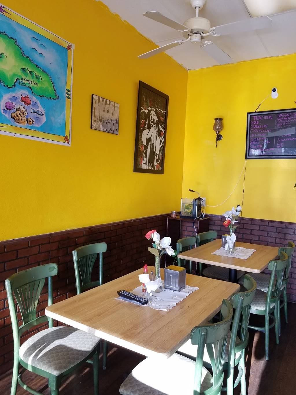 JJs Caribbean Restaurant | restaurant | 872 Cypress Pkwy, Kissimmee, FL 34759, USA | 4074835930 OR +1 407-483-5930