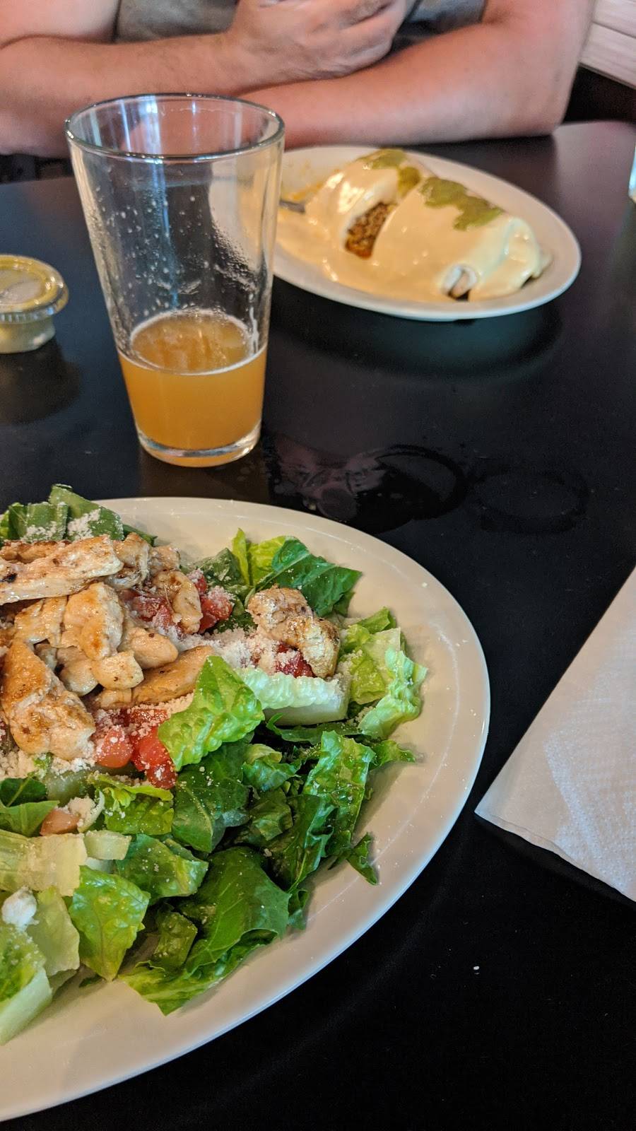 Brickyard Burgers & Brews | restaurant | 1802 Greene St, Adel, IA 50003, USA | 5159934200 OR +1 515-993-4200