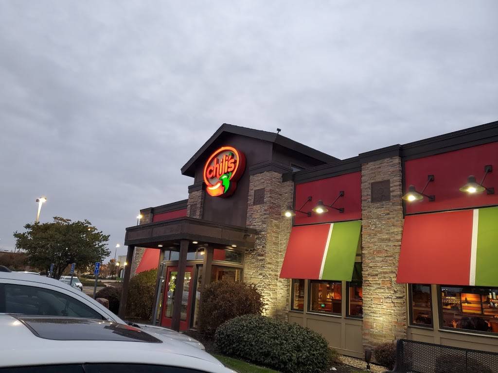 Chilis Grill & Bar | restaurant | 5105 N Belt Hwy, St Joseph, MO 64506, USA | 8162795750 OR +1 816-279-5750