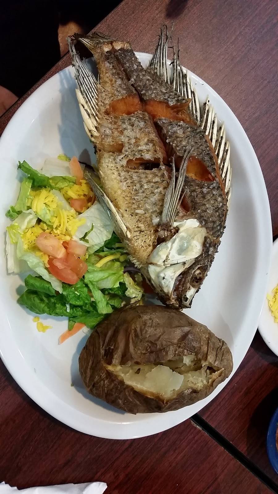 El Nuevo Mexico Restaurant | restaurant | 201 Childers Dr, Bastrop, TX 78602, USA | 5123211800 OR +1 512-321-1800