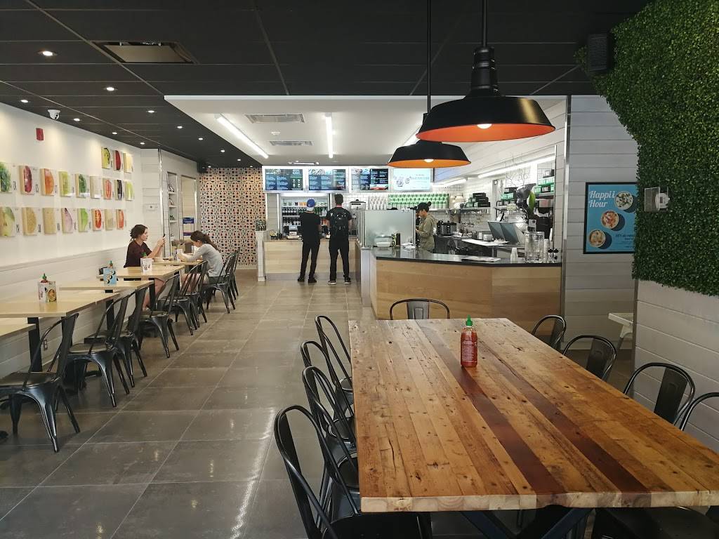 Freshii | restaurant | 47 Boulevard René-Lévesque E, Québec, QC G1R 2C3, Canada | 5813183646 OR +1 581-318-3646