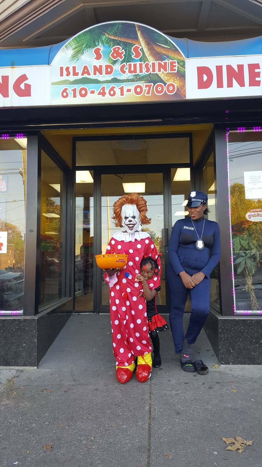 S & S Island Cuisine | restaurant | 508 Main St, Darby, PA 19023, USA | 6104610700 OR +1 610-461-0700