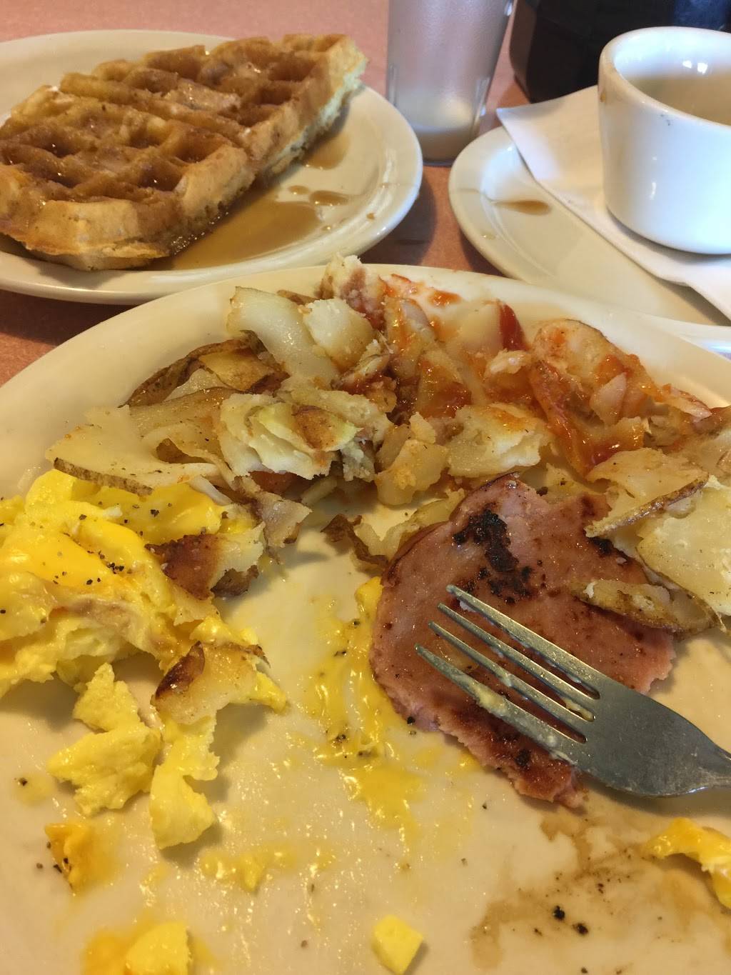 Country Waffles | restaurant | 7141 North Cedar Avenue # 102 # 102, Fresno, CA 93720, USA | 5592975217 OR +1 559-297-5217