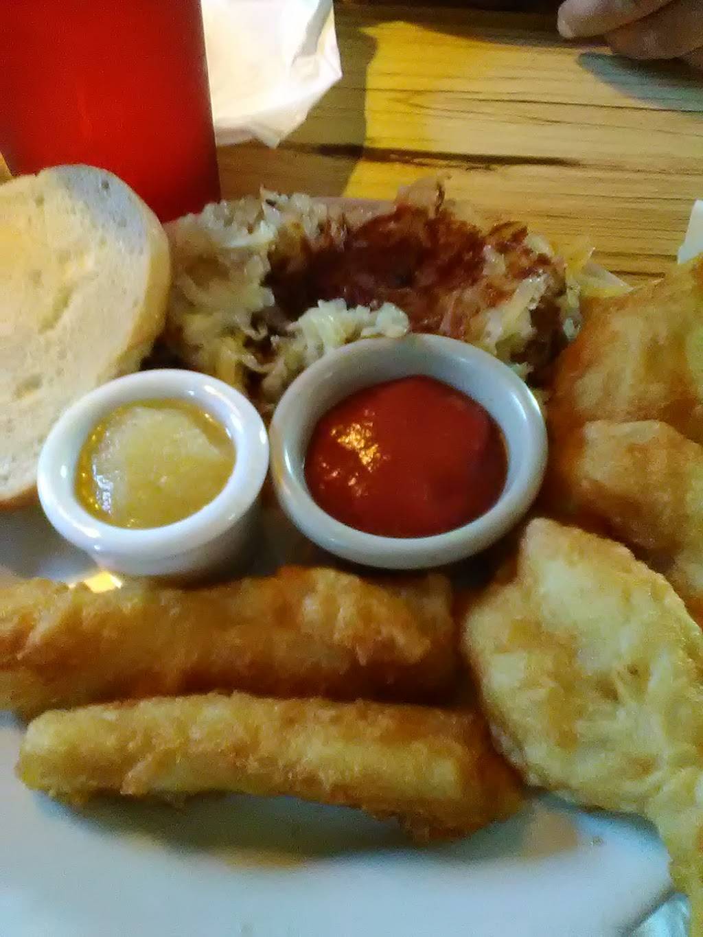 Mellems Fish House | restaurant | 1885 Allison Park Dr, Richland Center, WI 53581, USA | 6086476557 OR +1 608-647-6557
