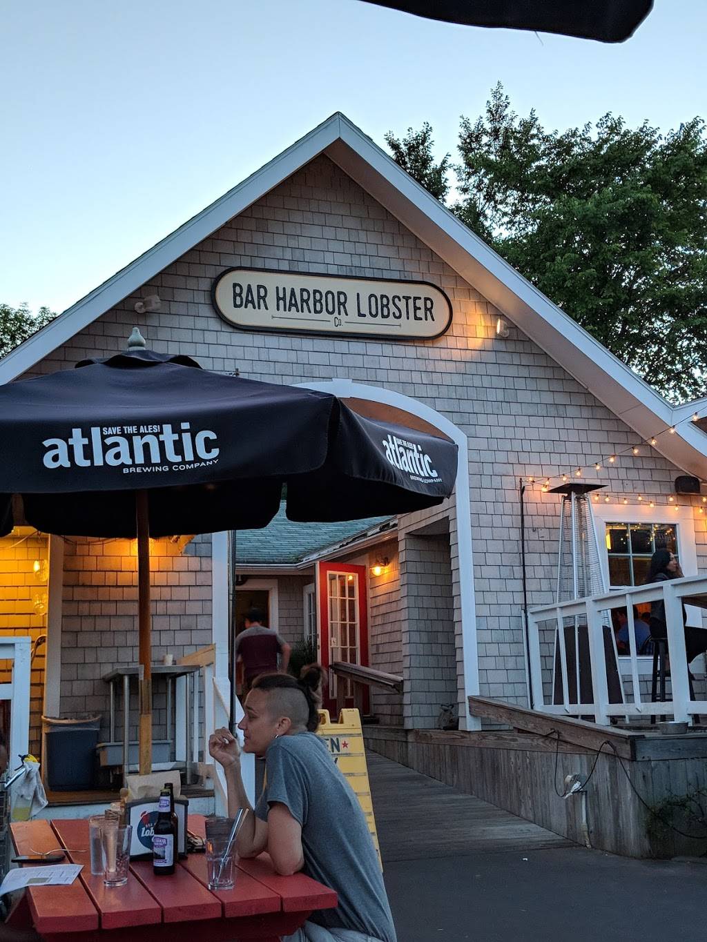 Bar Harbor Lobster Co. | restaurant | 297 Main St, Bar Harbor, ME 04609, USA | 2072882529 OR +1 207-288-2529