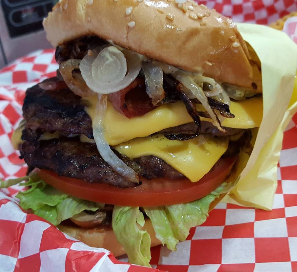 Burger Madness Seattle | restaurant | 4117 4th Ave S, Seattle, WA 98134, USA | 2066233178 OR +1 206-623-3178