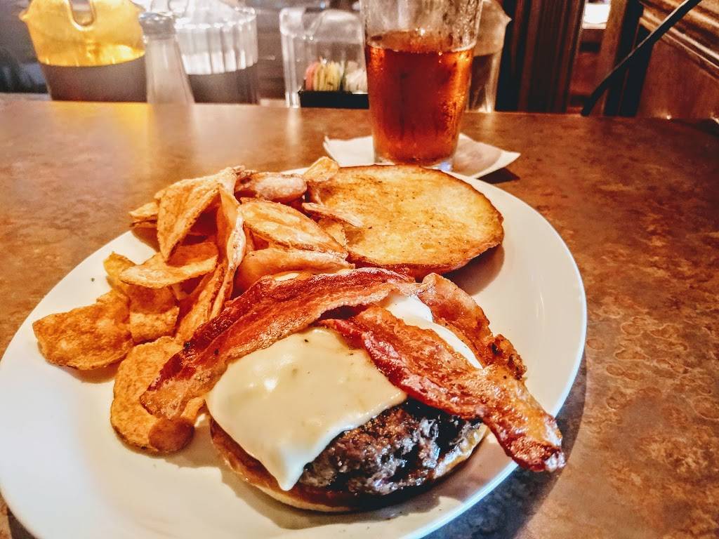 The Fireside Bar & Grill | restaurant | 7611 County Rd 311, Sellersburg, IN 47172, USA | 8122465456 OR +1 812-246-5456