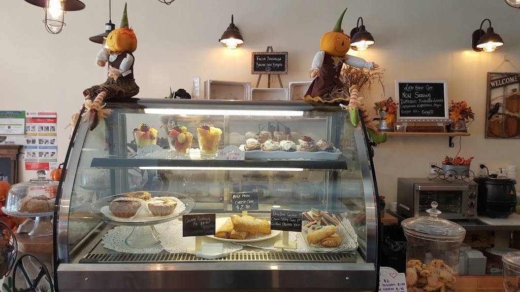 Lake House Cafe | cafe | 8 White Deer Plaza, Sparta, NJ 07871, USA | 8622199804 OR +1 862-219-9804