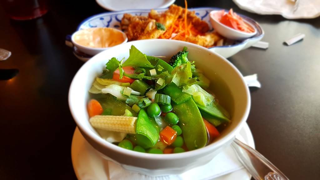 Mai Thai Restaurant Thai Restaurant & Sushi Bar | restaurant | 7710 US-42, Florence, KY 41042, USA | 8592821888 OR +1 859-282-1888