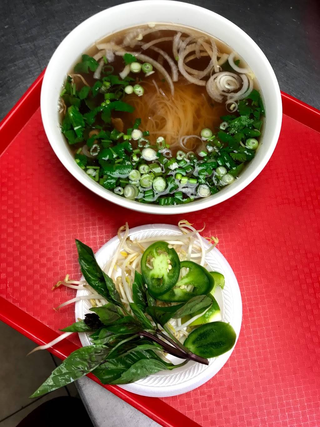 Banh Mi N More Vietnamese Eatery | restaurant | 10520 Northwest Fwy, Houston, TX 77092, USA | 8323013963 OR +1 832-301-3963