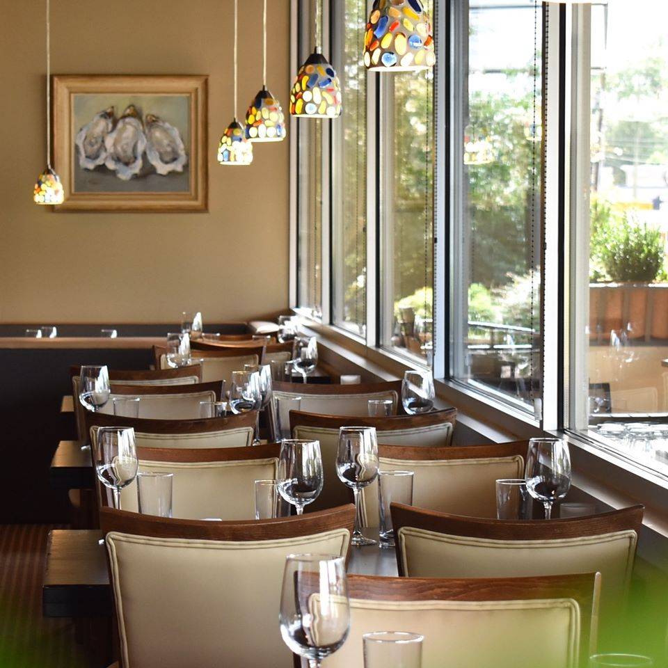 Harvest Land Sea & Vine | restaurant | 5200 Kingston Pike, Knoxville, TN 37919, USA | 8655002427 OR +1 865-500-2427