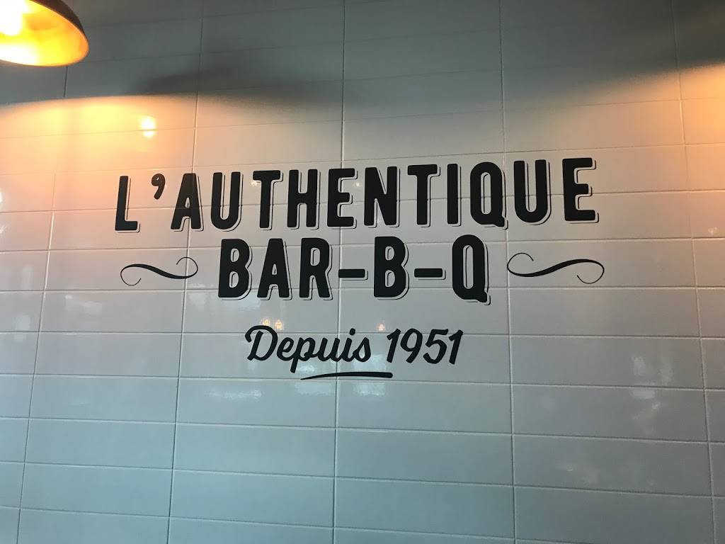 ST Hubert | restaurant | 96 QC-235, Ange-Gardien, QC J0E 1E0, Canada | 4508544558 OR +1 450-854-4558