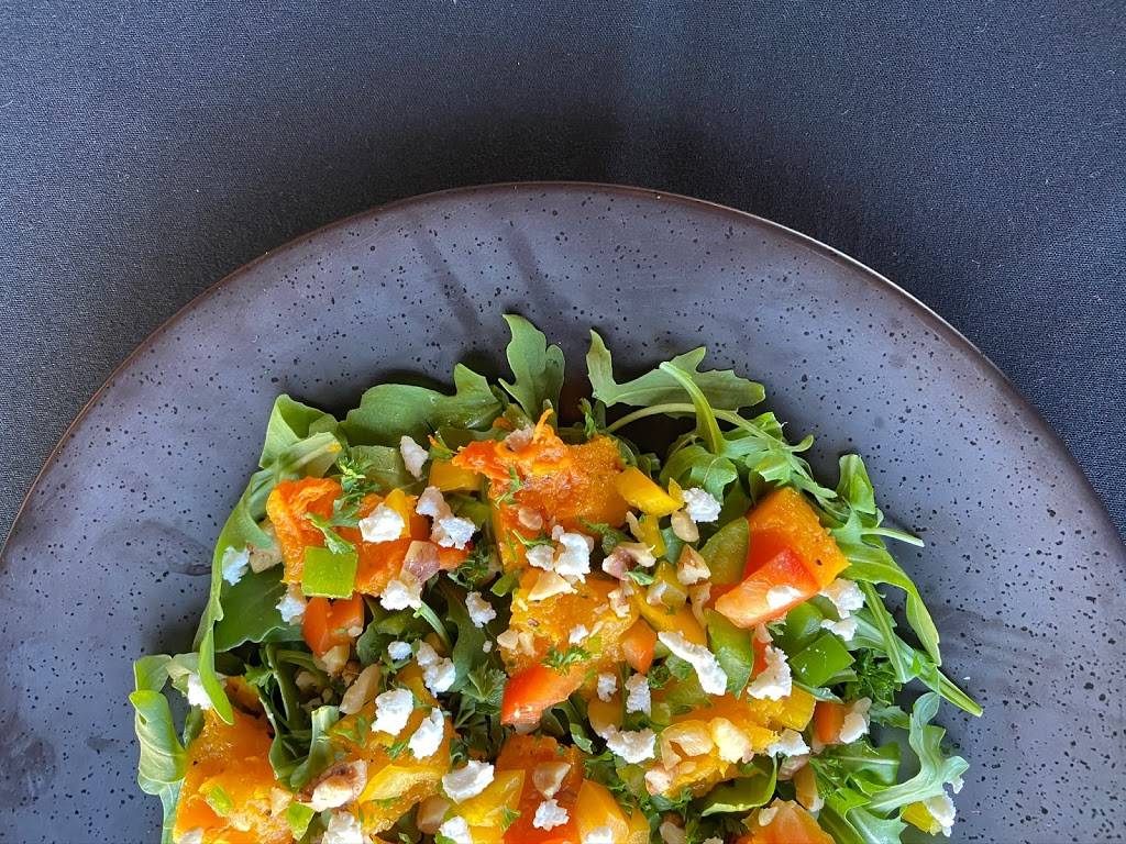 El Vics Kitchen | restaurant | 2445 Edgewater Dr, Orlando, FL 32804, USA | 4076748131 OR +1 407-674-8131