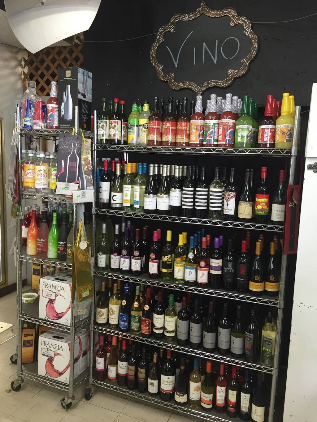 Theis Marathon Gas Station/General Store | meal takeaway | 210 S Main St, Fowler, MI 48835, USA | 9895932202 OR +1 989-593-2202