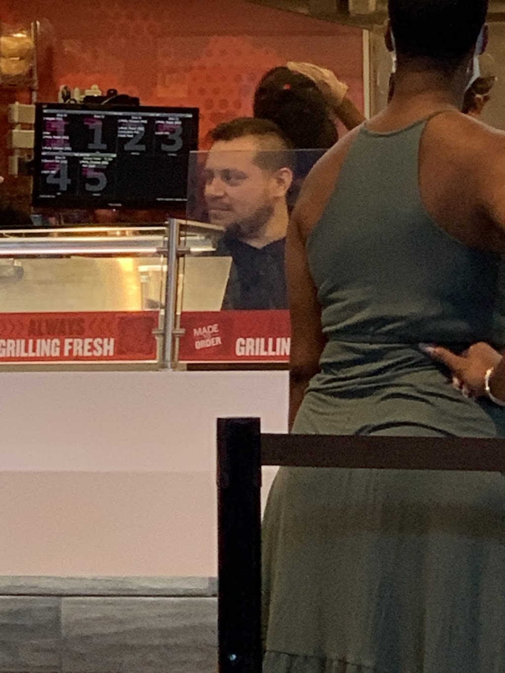 Charleys Cheesesteaks | restaurant | 5900 Sugarloaf Pkwy, Duluth, GA 30097, USA | 6788475958 OR +1 678-847-5958