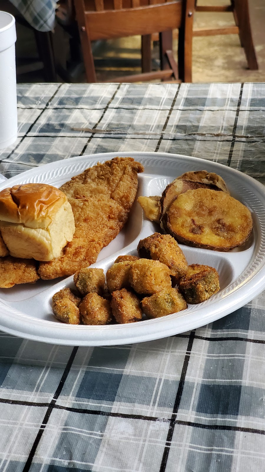 Cruells Country | restaurant | 2824 Geer Hwy, Slater-Marietta, SC 29661, USA | 8646100469 OR +1 864-610-0469