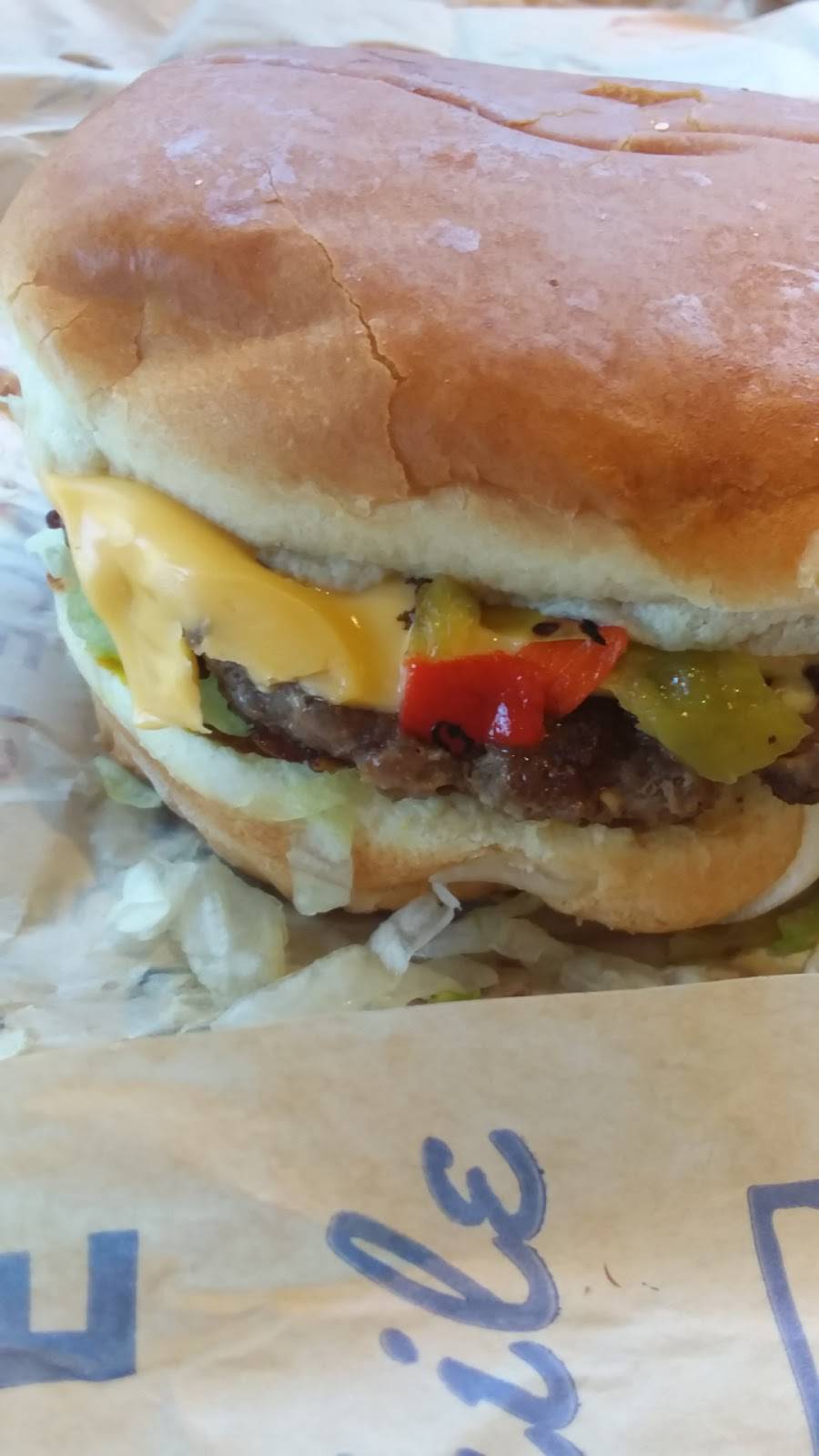 Blakes Lotaburger | restaurant | 1018074492238, Bernalillo, NM 87004, USA | 5055951666 OR +1 505-595-1666