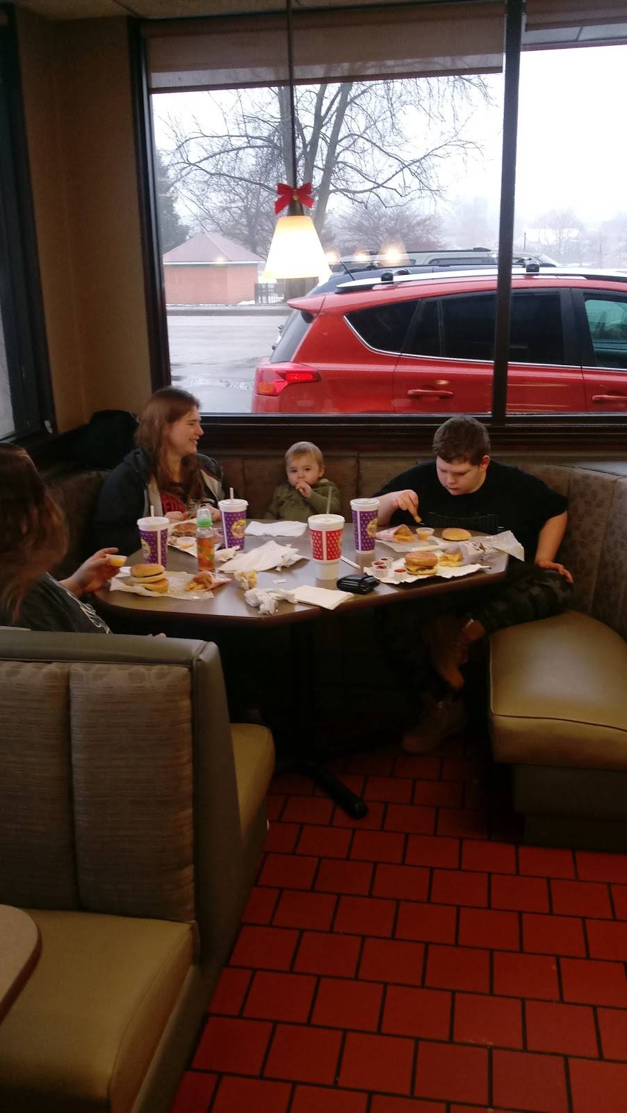 Penguin Point | restaurant | 408 N Detroit St, Warsaw, IN 46580, USA | 5742673806 OR +1 574-267-3806