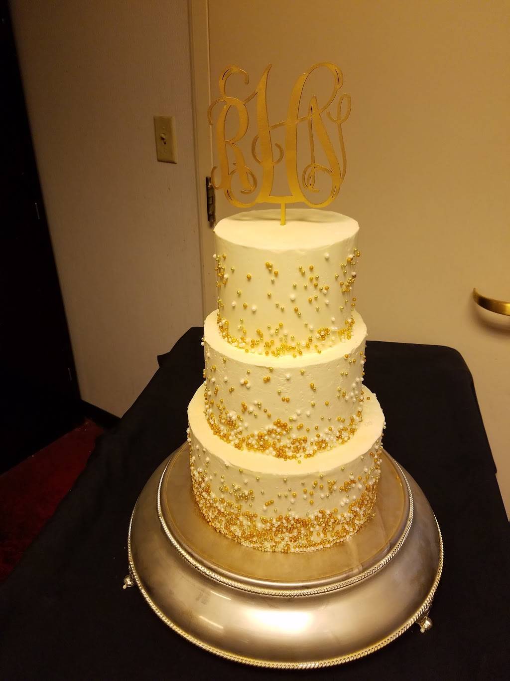 Irie Couture Cakery | bakery | 311 W Ashley St, Jacksonville, FL 32202, USA | 9045348644 OR +1 904-534-8644