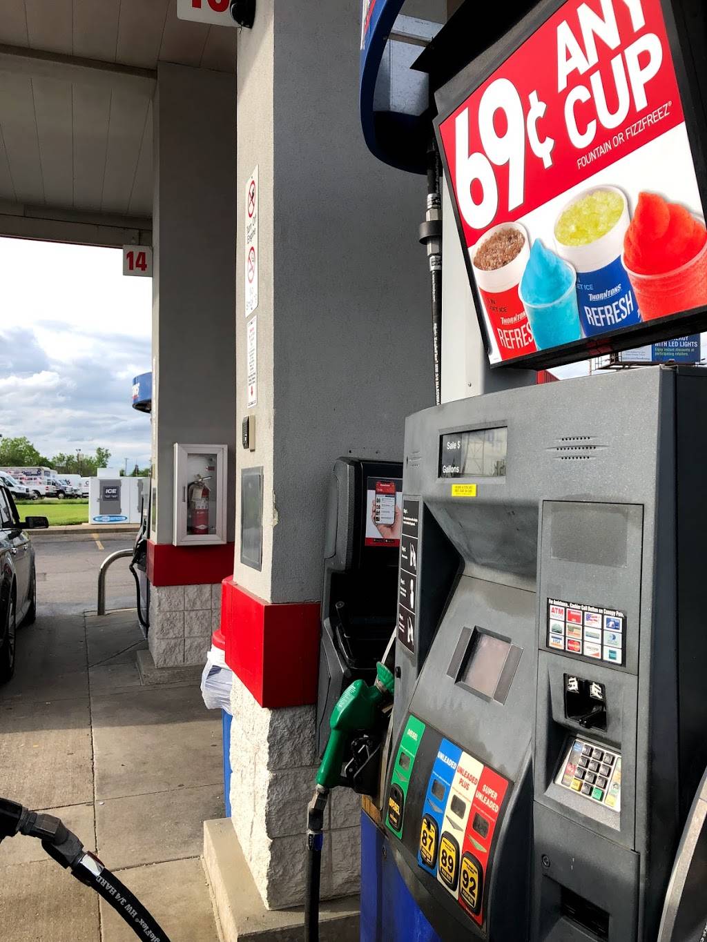 Thorntons | bakery | 6300 Morgan Ave, Evansville, IN 47715, USA | 8124774886 OR +1 812-477-4886