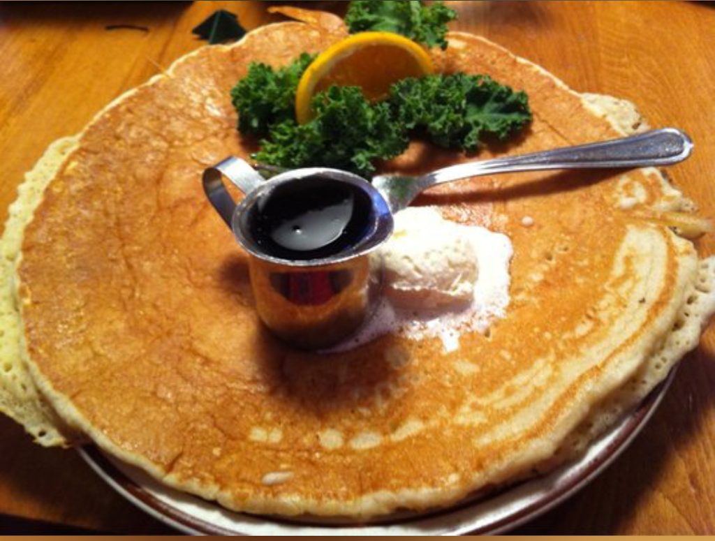 Farm Inn On Main | bakery | 123 N Main St, Shawano, WI 54166, USA | 7155244916 OR +1 715-524-4916