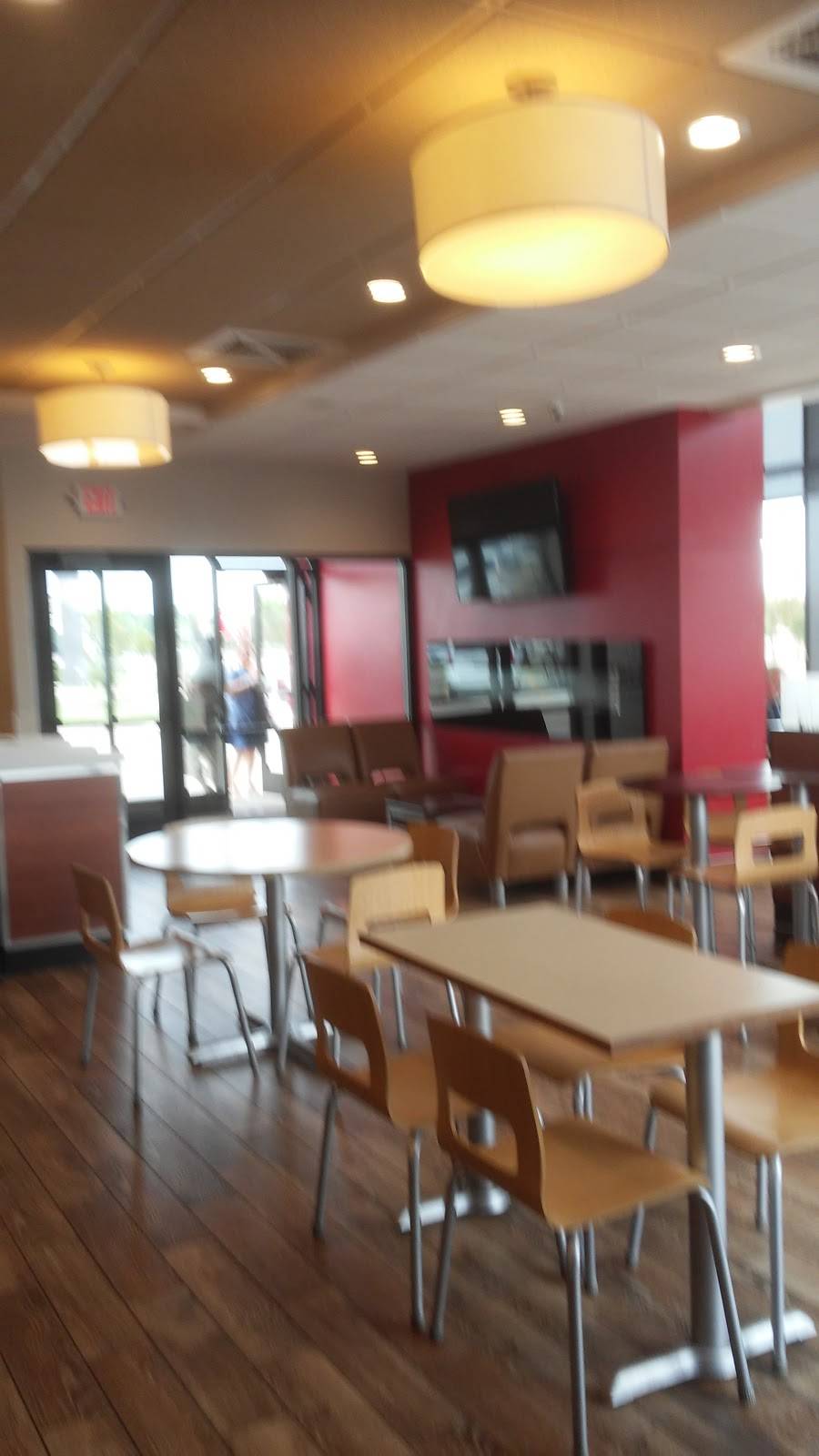 Wendys | restaurant | 131 E Industrial Dr E, Sulphur Springs, TX 75482, USA | 9035582040 OR +1 903-558-2040