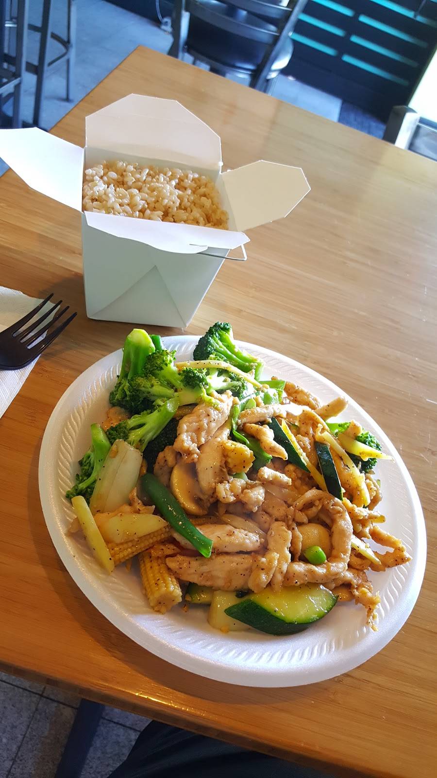 Black Bamboo Chinese Restaurant | restaurant | 844 Farmington Ave, West Hartford, CT 06119, USA | 8602368888 OR +1 860-236-8888