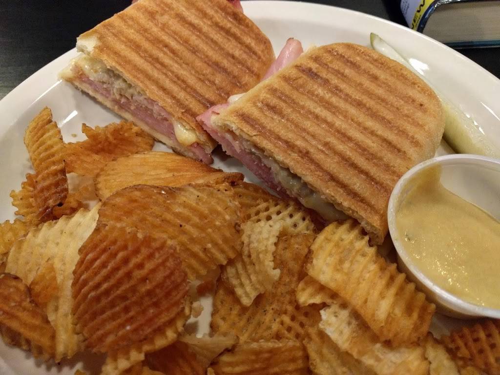 Artisan Plaza | restaurant | 1223 4th St S, Cannon Falls, MN 55009, USA | 6518291138 OR +1 651-829-1138