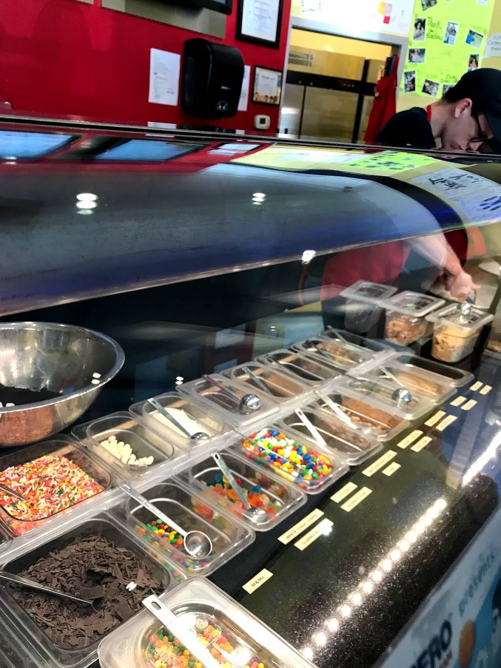 Sub Zero Nitrogen Ice Cream | restaurant | 4065 Clark Rd, Sarasota, FL 34233, USA | 9419223690 OR +1 941-922-3690