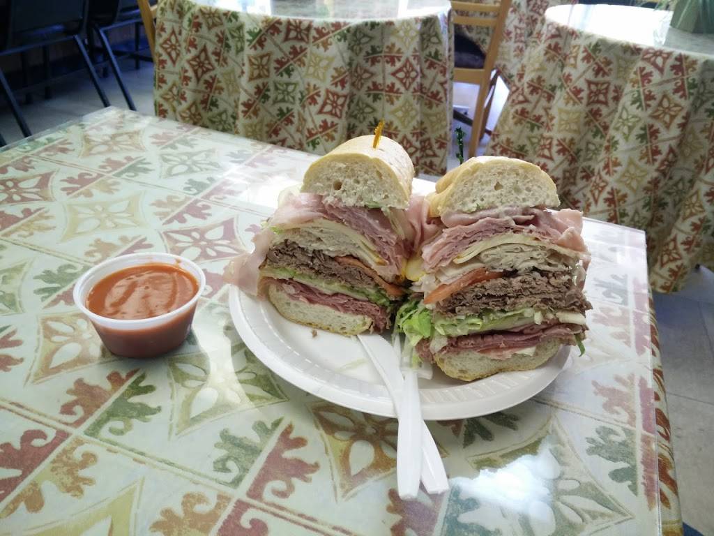 Showtime Eatery | meal takeaway | 114 W Main St, Barrington, IL 60010, USA | 2245172055 OR +1 224-517-2055