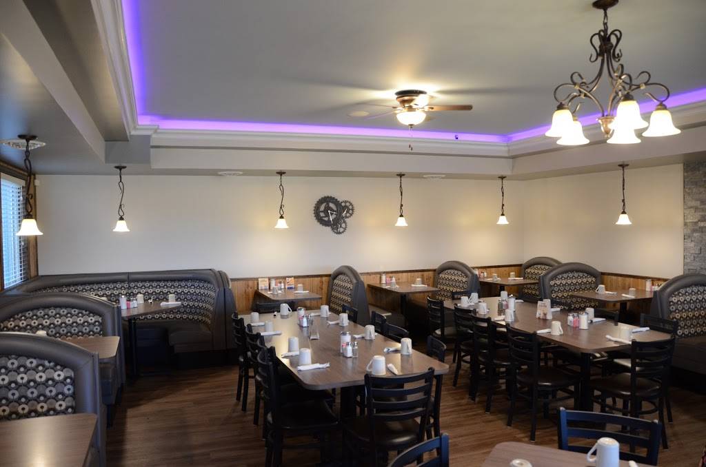 Coffee Cup Family Restaurant | restaurant | 628 W Railroad Ave, Princeton, IL 61356, USA | 8158751233 OR +1 815-875-1233