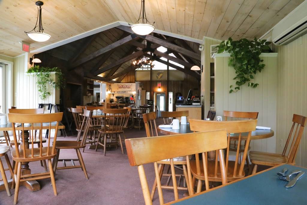 The Nest | restaurant | 511A Mountain Rd, Stowe, VT 05672, USA | 8022534811 OR +1 802-253-4811