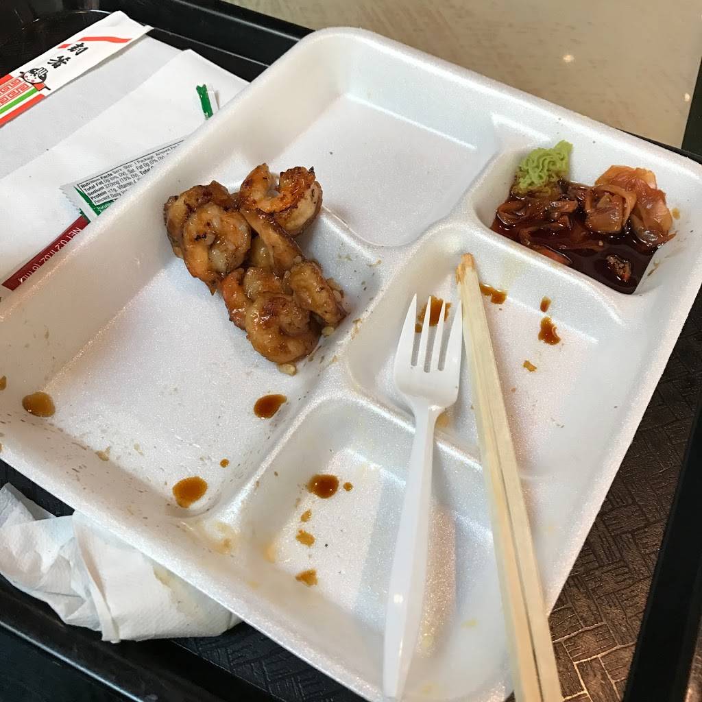 Taka Grille | restaurant | 1961 Chain Bridge Rd, McLean, VA 22102, USA | 7033569090 OR +1 703-356-9090