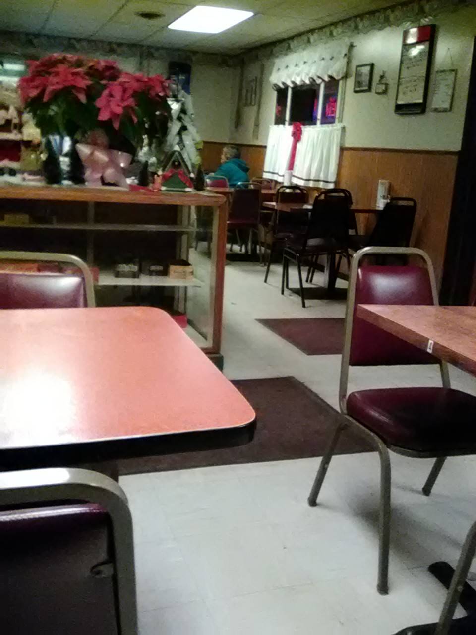 Carolyns Kitchen | restaurant | 1118 Old Lincoln Hwy, Bucyrus, OH 44820, USA | 4195623800 OR +1 419-562-3800