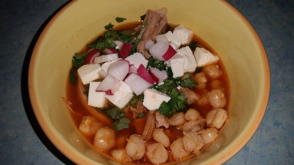 Rosicell Spanish Restaurant | restaurant | 825 Halltown Rd, Marydel, DE 19964, USA | 3024928080 OR +1 302-492-8080