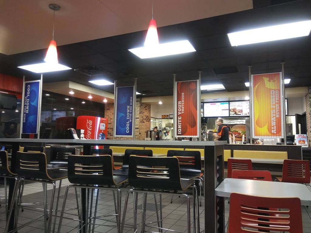 Burger King | restaurant | 21669 State Rd 7, Boca Raton, FL 33428, USA | 5614877709 OR +1 561-487-7709
