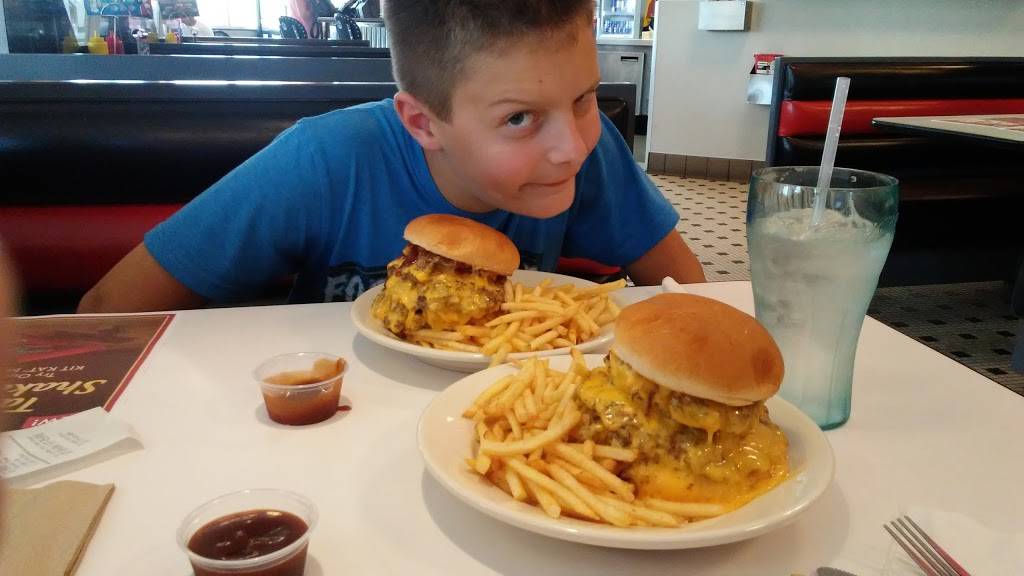 Steak n Shake | restaurant | 5006 Crossings Cir, Mt. Juliet, TN 37122, USA | 6152030294 OR +1 615-203-0294