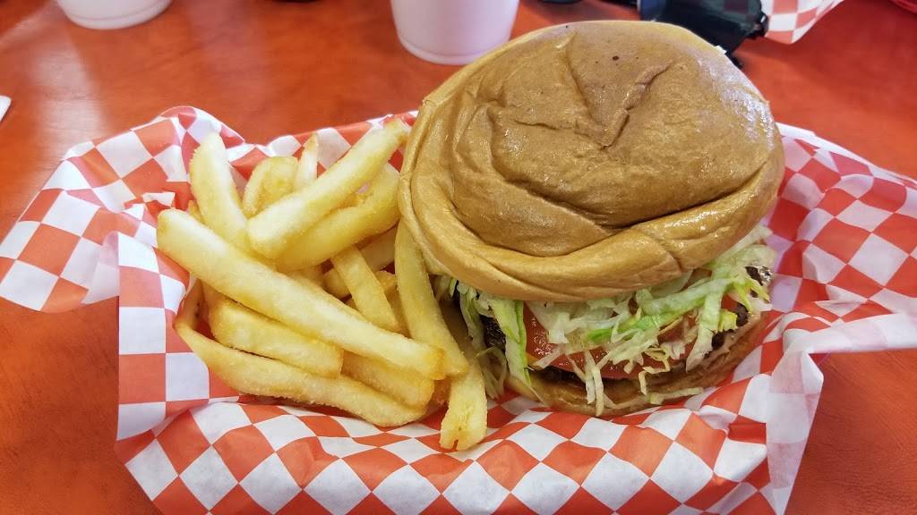 Mannys Cowboy Burgers | restaurant | 1279 W Frontage Rd, Rio Rico, AZ 85648, USA | 5202818033 OR +1 520-281-8033