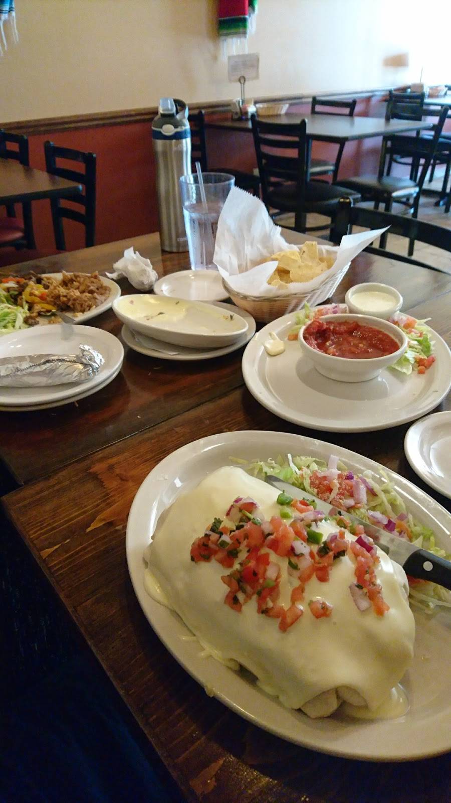 Chavas Mexican Restaurant | restaurant | 217 E Vandalia St, Edwardsville, IL 62025, USA | 6186928192 OR +1 618-692-8192