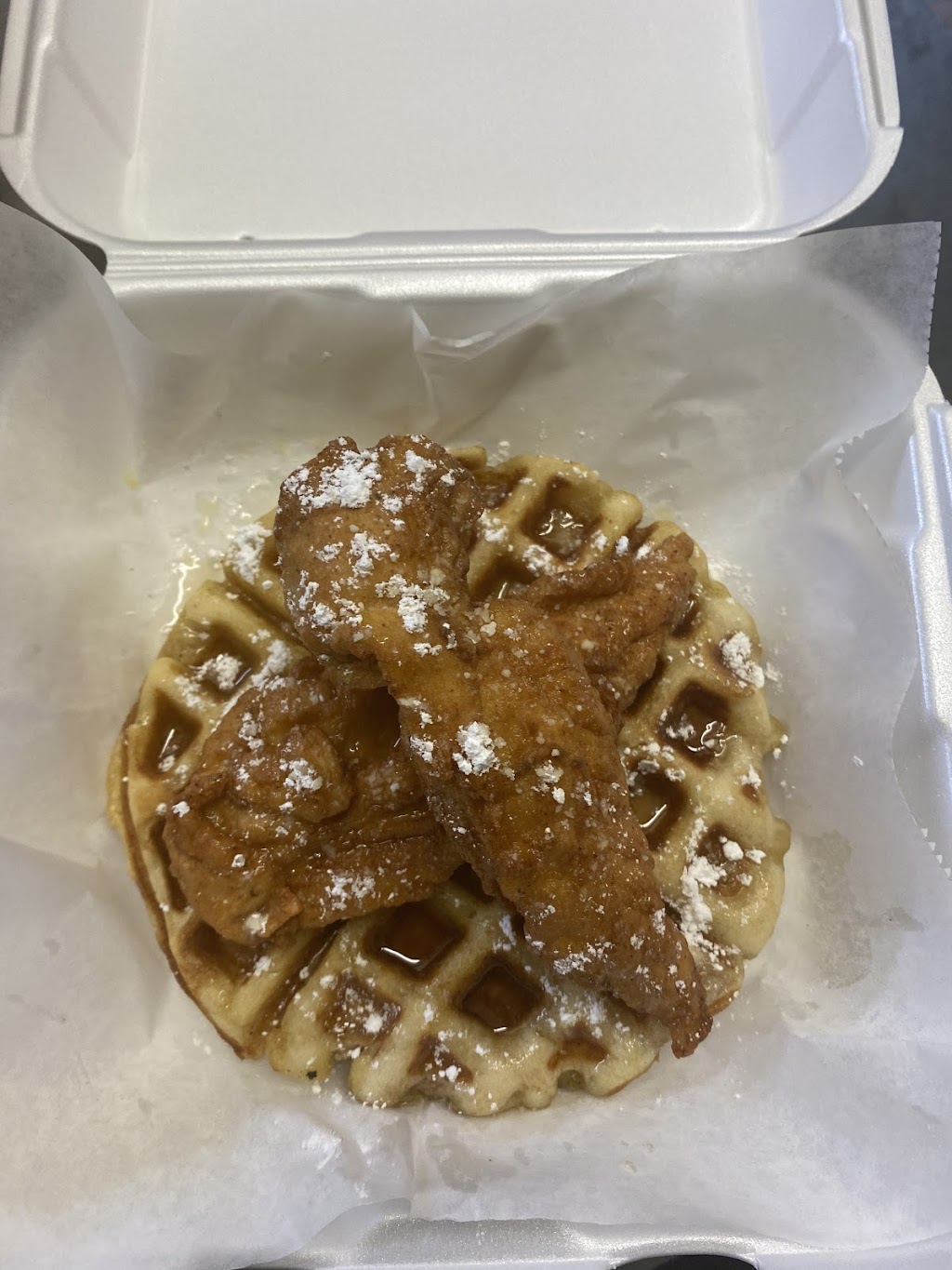 6S One Stop Shop & Grill | restaurant | 1076 N Hollywood St, Memphis, TN 38108, USA | 9012490208 OR +1 901-249-0208